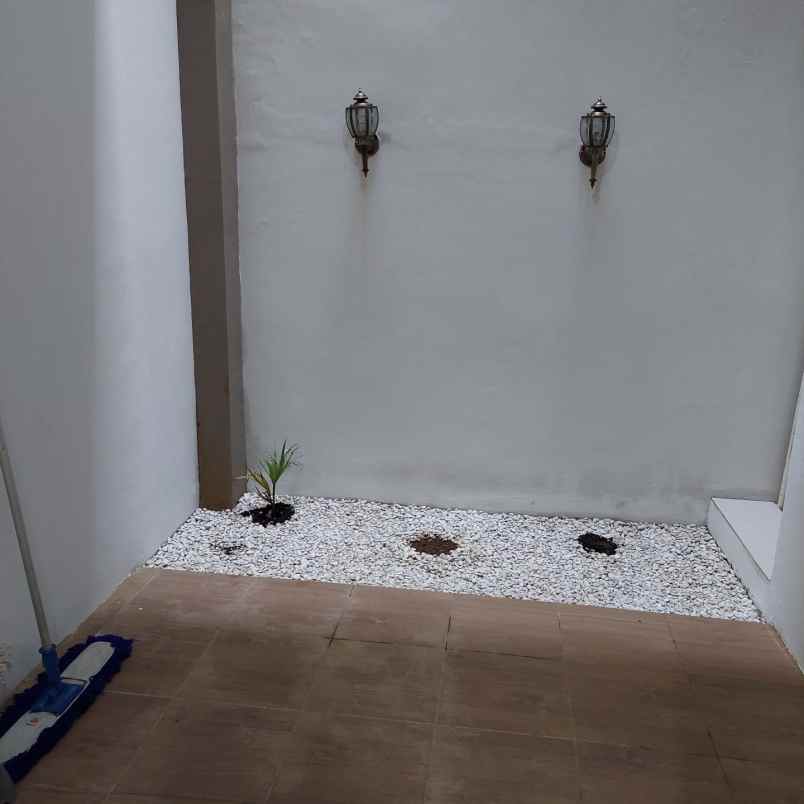 dijual rumah di bali garden city view