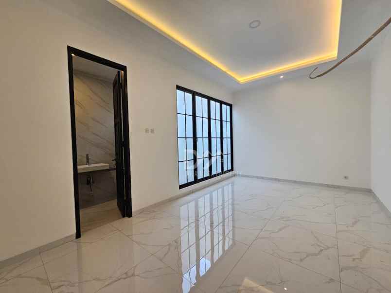 dijual rumah di bintaro jaya