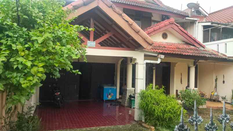 dijual rumah di bintaro pesanggrahan jakarta selatan