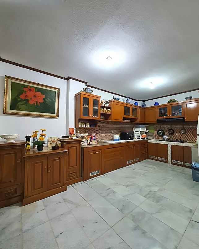 dijual rumah di pejaten barat jakarta selatan