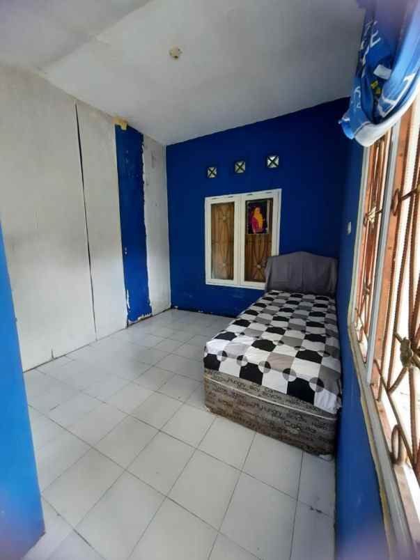 dijual rumah di sariharjo sleman harga rp800 juta nego