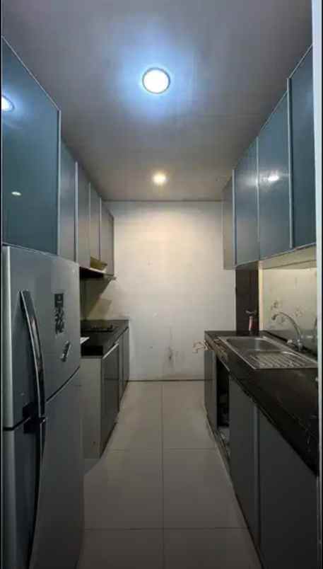 dijual rumah dian istana graha famili