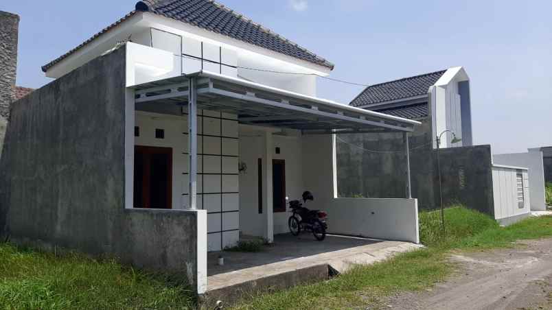 dijual rumah dijual rumah baru di timur