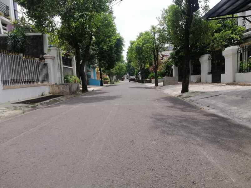 dijual rumah galursari utan kayu