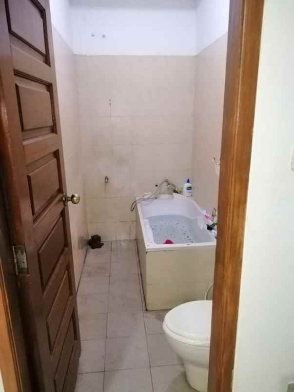 dijual rumah galursari utan kayu