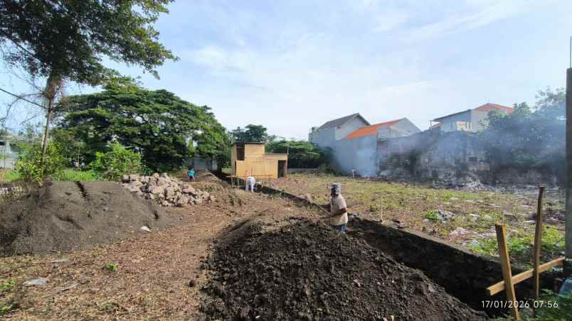 dijual rumah gayungsari