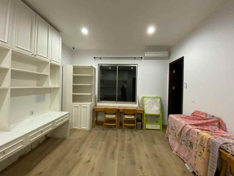 dijual rumah golf island pik