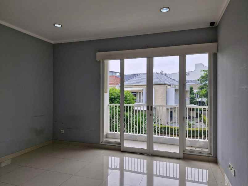 dijual rumah grand richard ebony