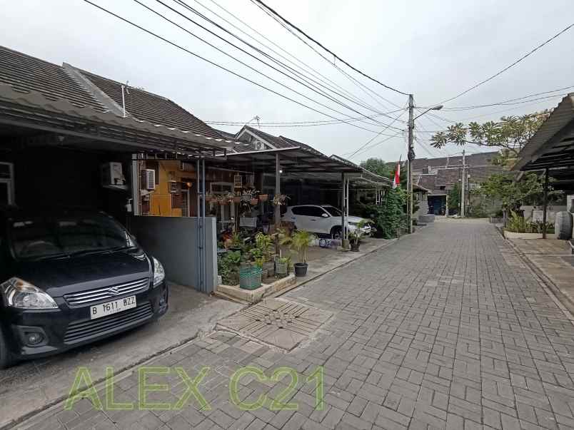dijual rumah grand view