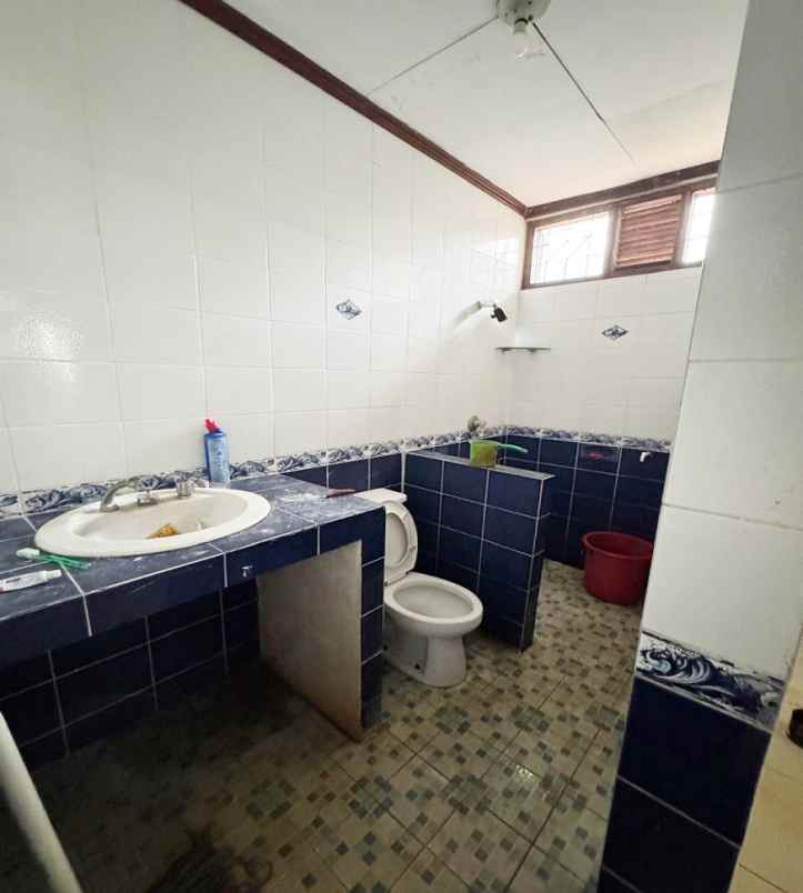 dijual rumah griya cinere i jl rajawali