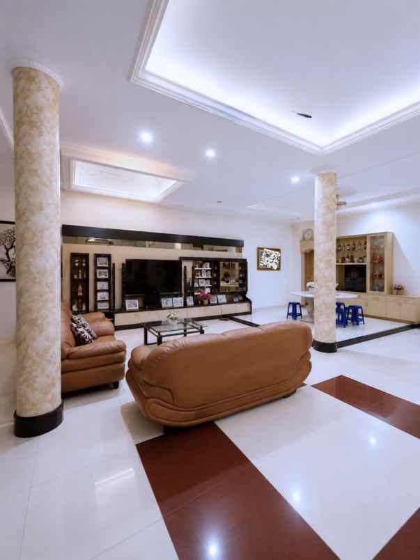 dijual rumah grogol petamburan jakarta