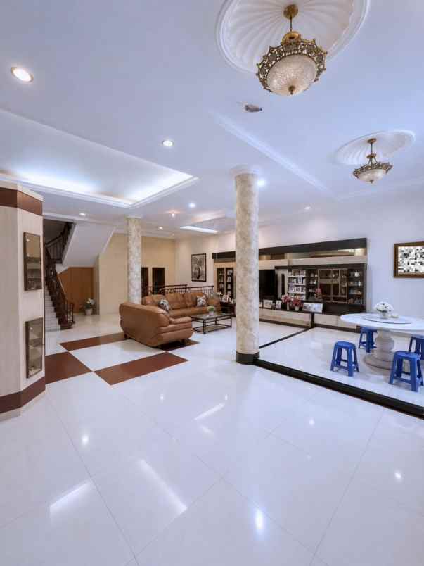 dijual rumah grogol petamburan jakarta