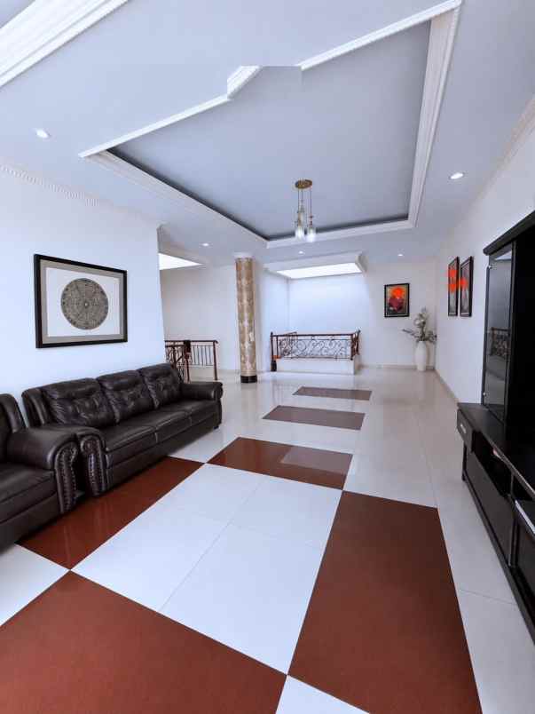 dijual rumah grogol petamburan jakarta