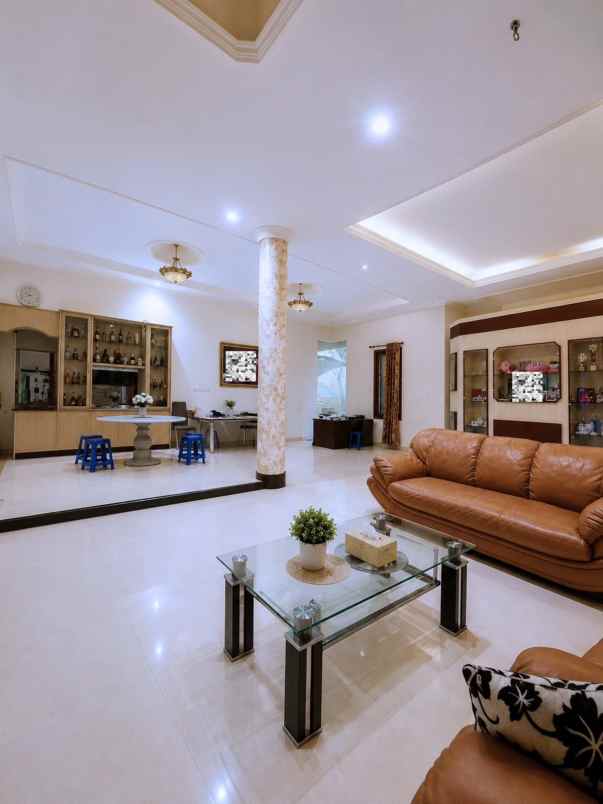 dijual rumah grogol petamburan jakarta