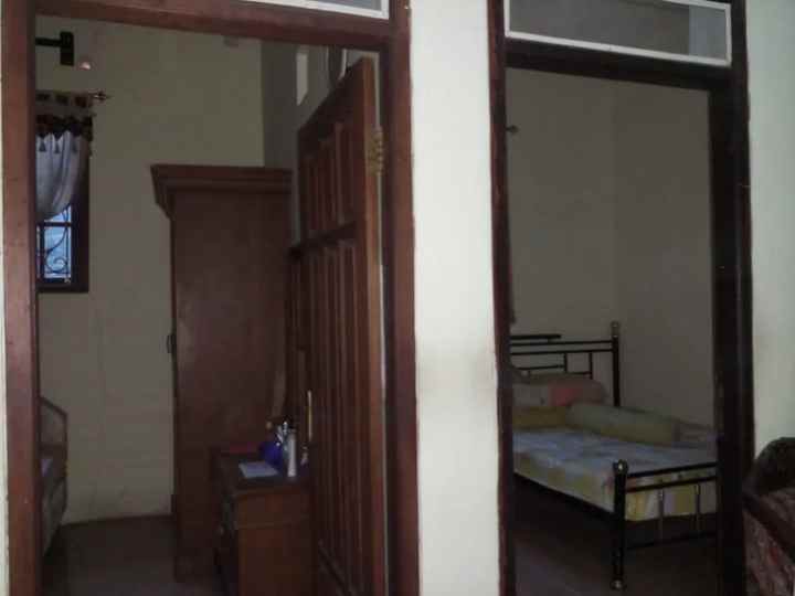 dijual rumah gubeng kertajaya