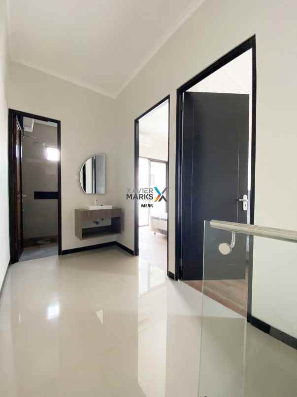 dijual rumah harmoni kutisari selatan