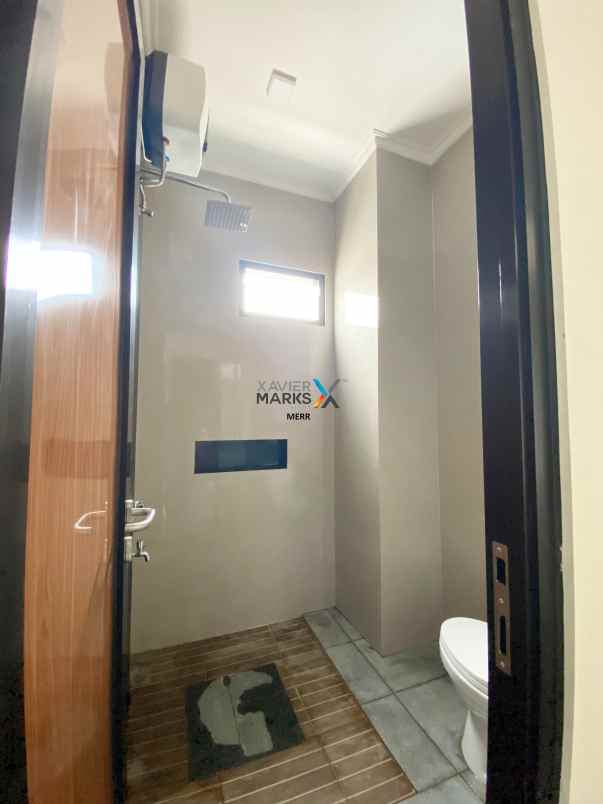 dijual rumah harmoni kutisari selatan