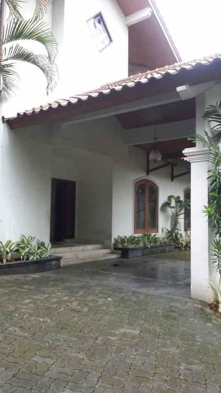 dijual rumah jakarta selatan kebayoran lama
