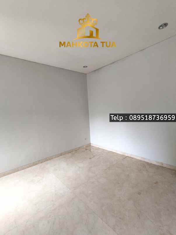 dijual rumah jalan ampera jakarta selatan