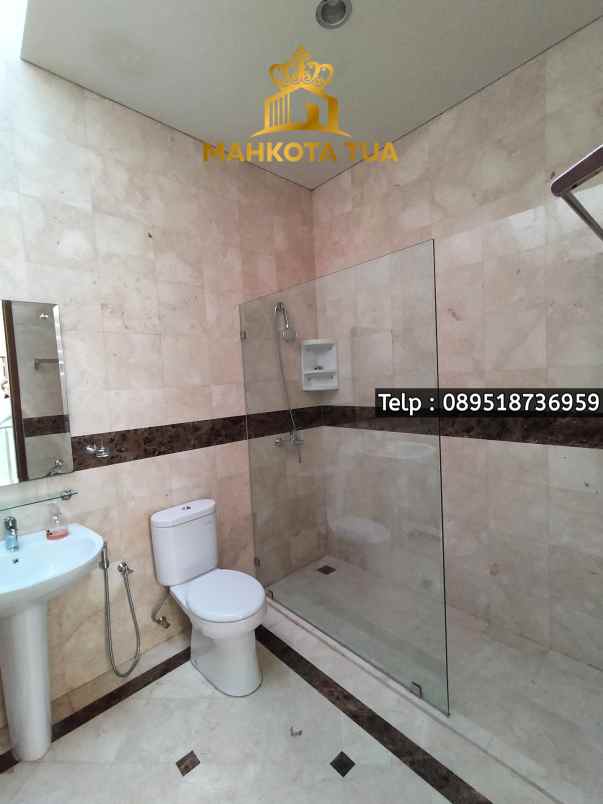 dijual rumah jalan ampera jakarta selatan