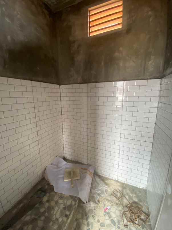 dijual rumah jalan cipta karya ujung