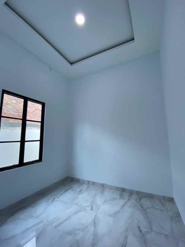 dijual rumah jalan jendral sudirman