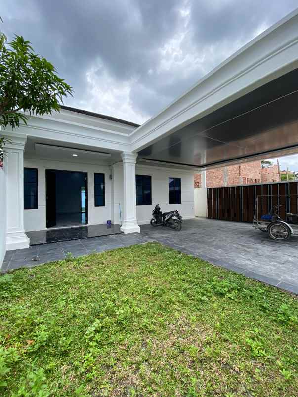dijual rumah jalan jendral sudirman