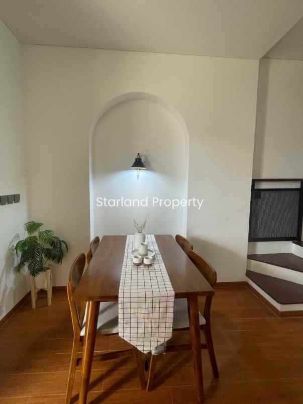 dijual rumah jalan raya bintaro ciputat