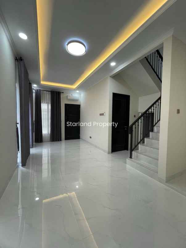 dijual rumah jalan raya pondok aren bintaro