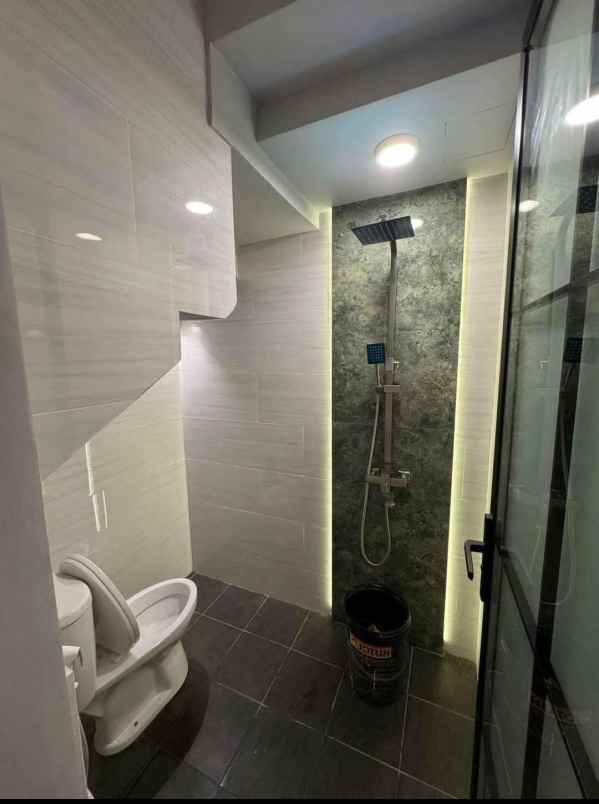 dijual rumah jalan raya pondok cabe