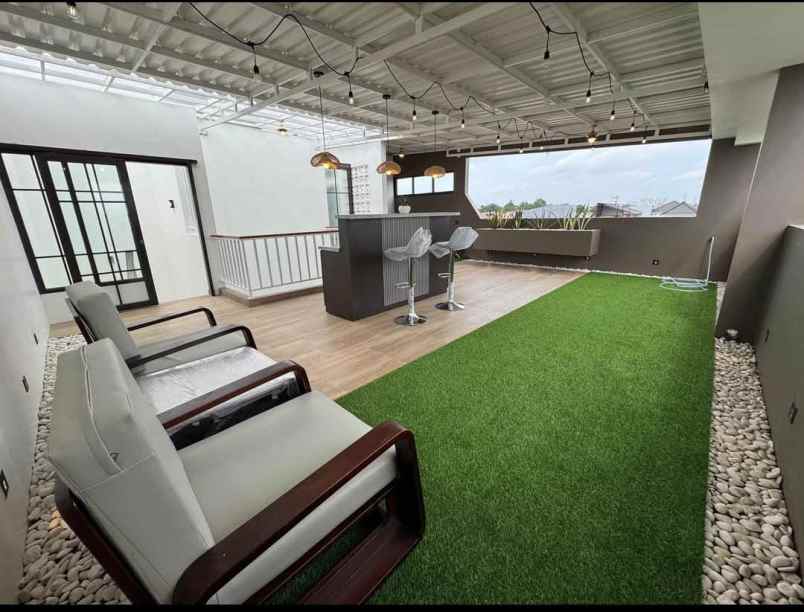 dijual rumah jalan raya pondok cabe