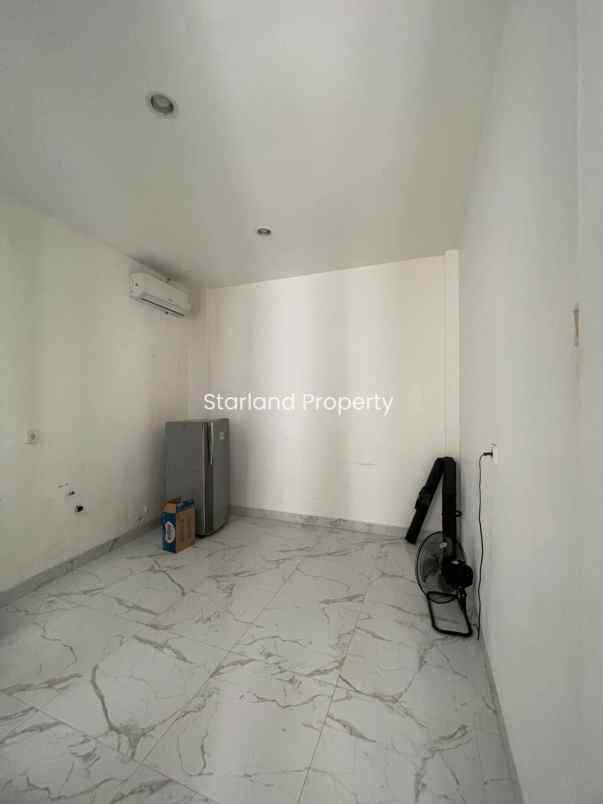 dijual rumah jalan raya rempoa jakarta