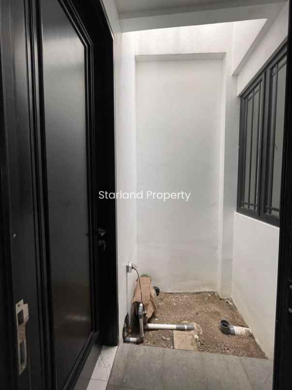 dijual rumah jalan raya rempoa jakarta