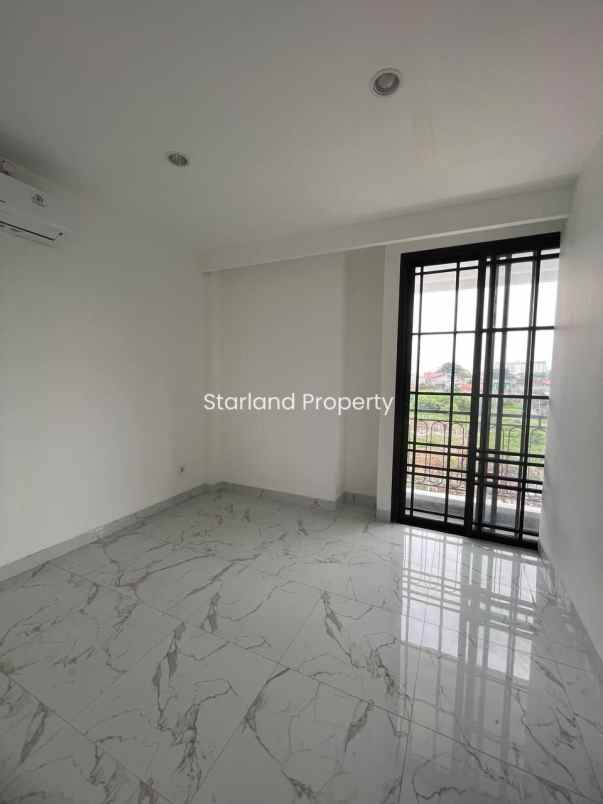 dijual rumah jalan raya rempoa jakarta