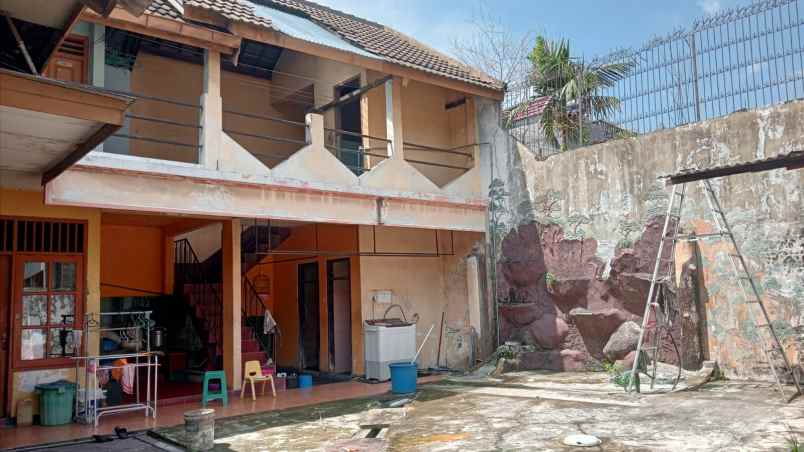 dijual rumah jambangan