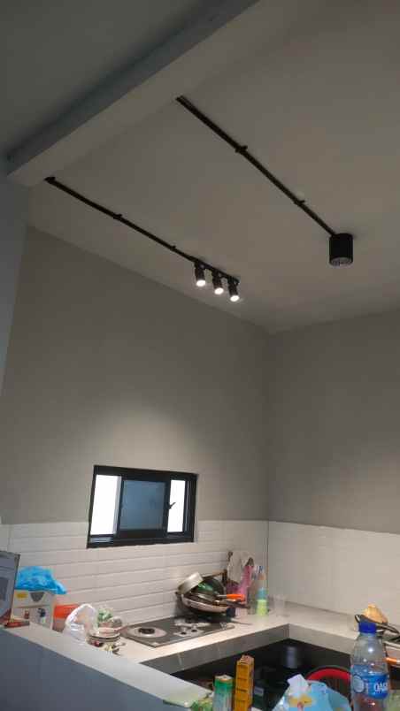dijual rumah jati padang
