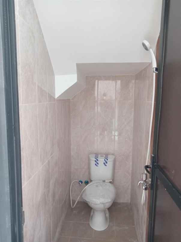 dijual rumah jatisampurna bekasi