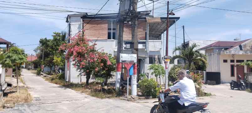 dijual rumah jl air dingin