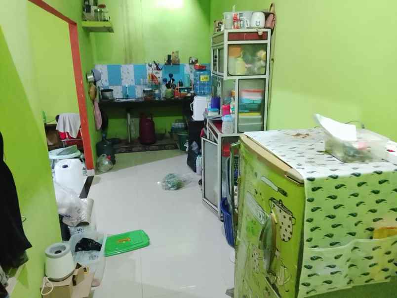 dijual rumah jl aur kuning