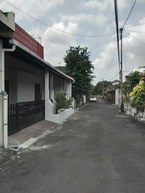 dijual rumah jl banteng baru vi no 22