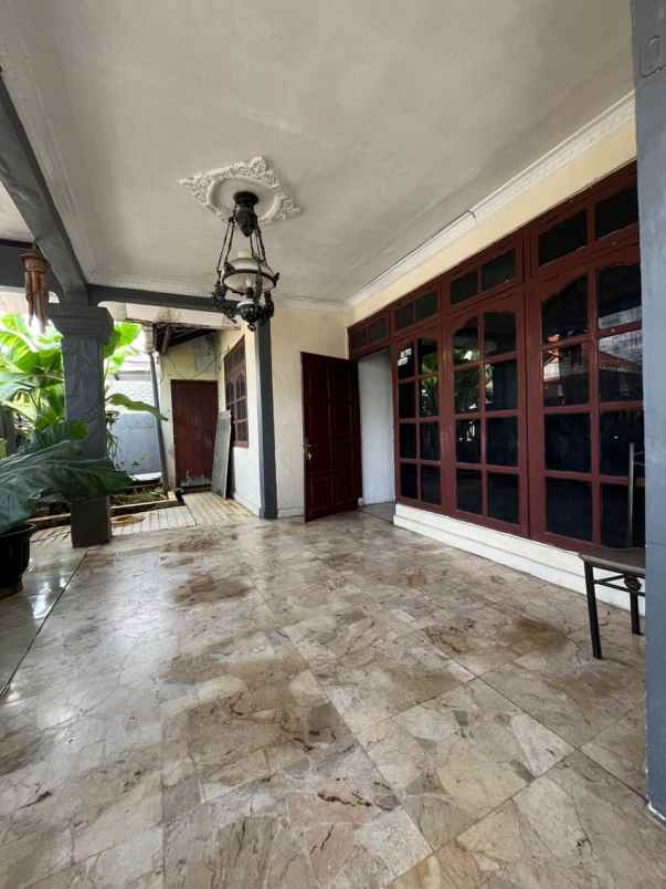 dijual rumah jl bromo blok q no 14 rt