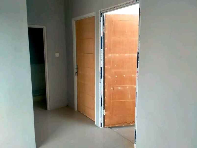 dijual rumah jl ceger desa sukayaja kec