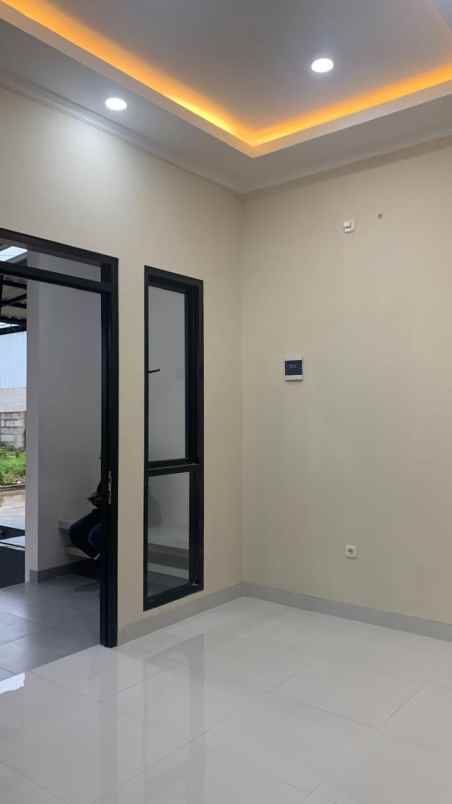 dijual rumah jl cikunir pekayon jakamulya