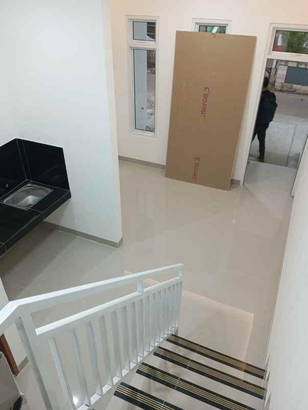 dijual rumah jl h saleh mandor samin