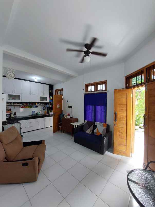 dijual rumah jl kaliurang km 12