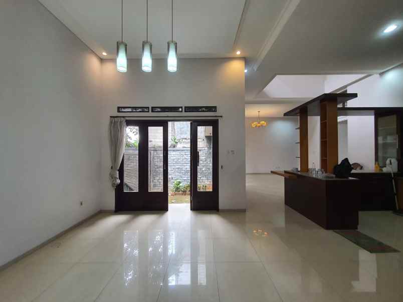 dijual rumah jl lb bulus iii no 28 rt 9