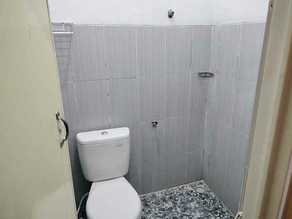 dijual rumah jl lempongsari sariharjo