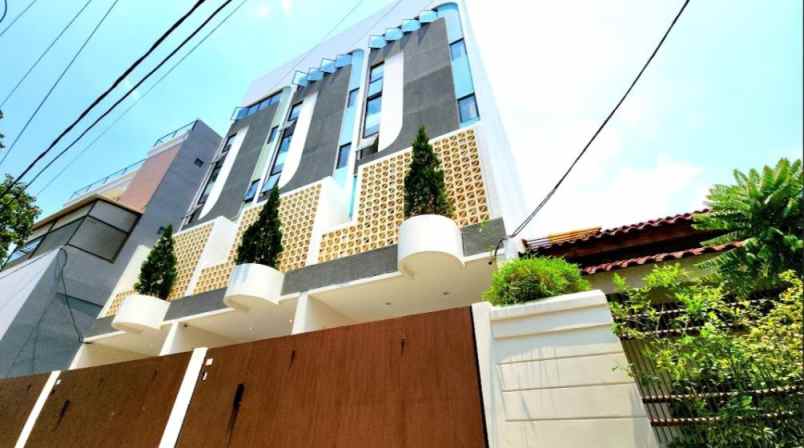 dijual rumah jl muwardi