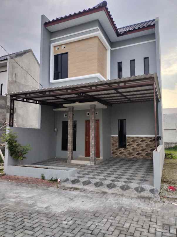 dijual rumah jl ovensari raya