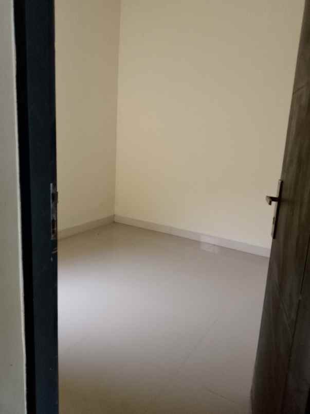 dijual rumah jl pilar sukatani no 2